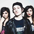 Krewzell&Hard Lights&WeAreHFH