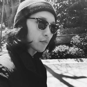 【我们俩(伴奏)歌词】_郭顶我们俩(伴奏)歌词下