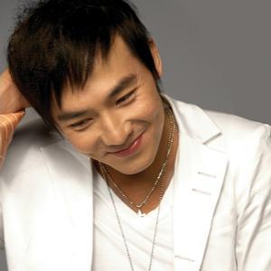 【幸福的距离(伴奏)歌词】_刘畊宏幸福的距离