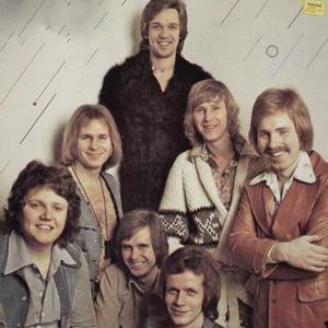 【Hooked On A Feeling歌词】_Blue SwedeHo