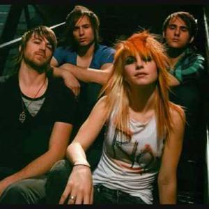 【Girlfriend歌词】_Piano Tribute PlayersGirlfri