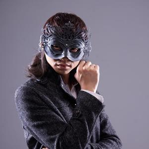《一生一世好兄弟(伴奏版)》歌词 — 蒙面哥