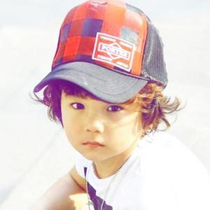 【爱我你就抱抱我歌词】_仔仔爱我你就抱抱我