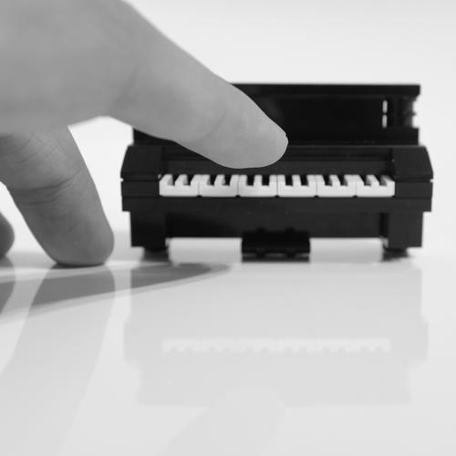 Lazypianist资料,Lazypianist最新歌曲,LazypianistMV视频,Lazypianist音乐专辑,Lazypianist好听的歌