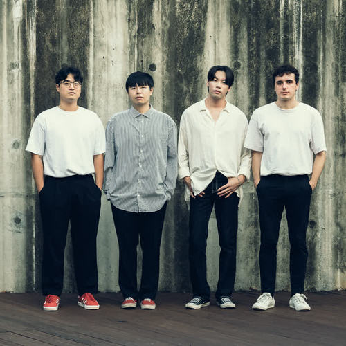 벤치위레오 (BenchWeLeo)资料,벤치위레오 (BenchWeLeo)最新歌曲,벤치위레오 (BenchWeLeo)MV视频,벤치위레오 (BenchWeLeo)音乐专辑,벤치위레오 (BenchWeLeo)好听的歌