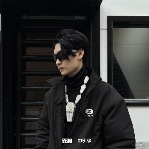 周键轩资料,周键轩最新歌曲,周键轩MV视频,周键轩音乐专辑,周键轩好听的歌