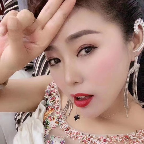 霍云红资料,霍云红最新歌曲,霍云红MV视频,霍云红音乐专辑,霍云红好听的歌