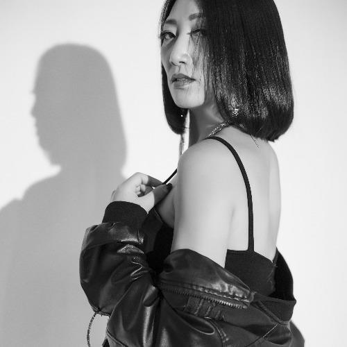 凌嫣资料,凌嫣最新歌曲,凌嫣MV视频,凌嫣音乐专辑,凌嫣好听的歌