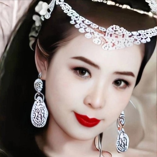 杨秋娟资料,杨秋娟最新歌曲,杨秋娟MV视频,杨秋娟音乐专辑,杨秋娟好听的歌