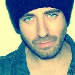Julian Poker资料,Julian Poker最新歌曲,Julian PokerMV视频,Julian Poker音乐专辑,Julian Poker好听的歌