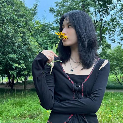 瑞达资料,瑞达最新歌曲,瑞达MV视频,瑞达音乐专辑,瑞达好听的歌
