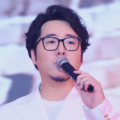 风无乐队-肖思齐资料,风无乐队-肖思齐最新歌曲,风无乐队-肖思齐MV视频,风无乐队-肖思齐音乐专辑,风无乐队-肖思齐好听的歌