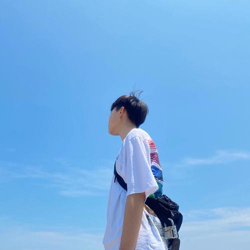 洛夏资料,洛夏最新歌曲,洛夏MV视频,洛夏音乐专辑,洛夏好听的歌