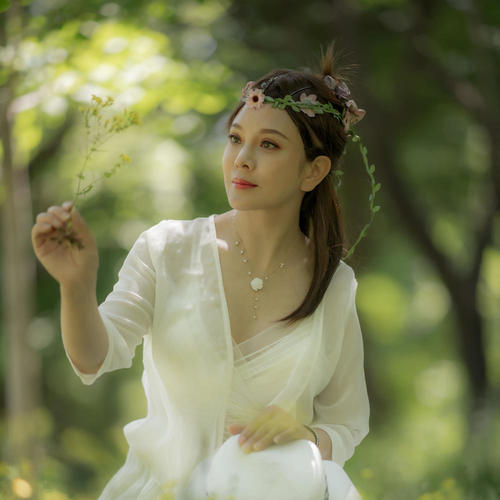 沈玲玲资料,沈玲玲最新歌曲,沈玲玲MV视频,沈玲玲音乐专辑,沈玲玲好听的歌