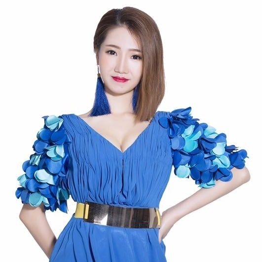 黄丹艳资料,黄丹艳最新歌曲,黄丹艳MV视频,黄丹艳音乐专辑,黄丹艳好听的歌