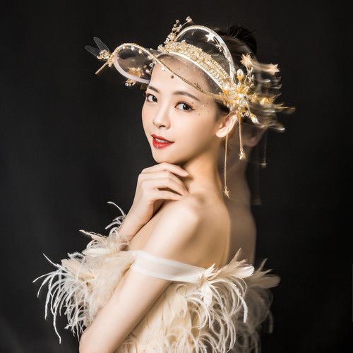 温迪资料,温迪最新歌曲,温迪MV视频,温迪音乐专辑,温迪好听的歌