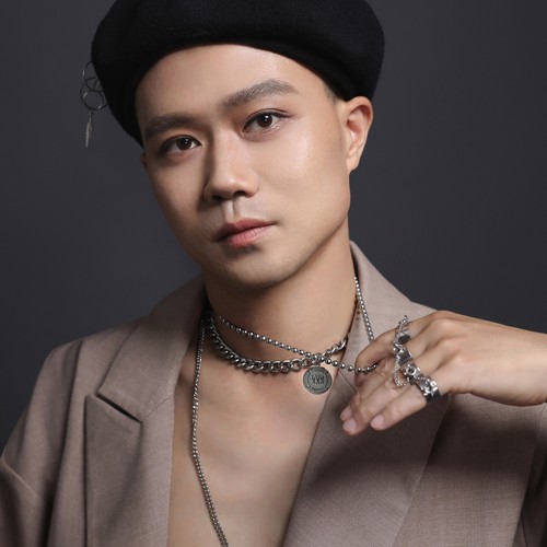 周艺兴资料,周艺兴最新歌曲,周艺兴MV视频,周艺兴音乐专辑,周艺兴好听的歌