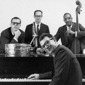 The Dave Brubeck Quartet资料,The Dave Brubeck Quartet最新歌曲,The Dave Brubeck QuartetMV视频,The Dave Brubeck Quartet音乐专辑,The Dave Brubeck Quartet好听的歌