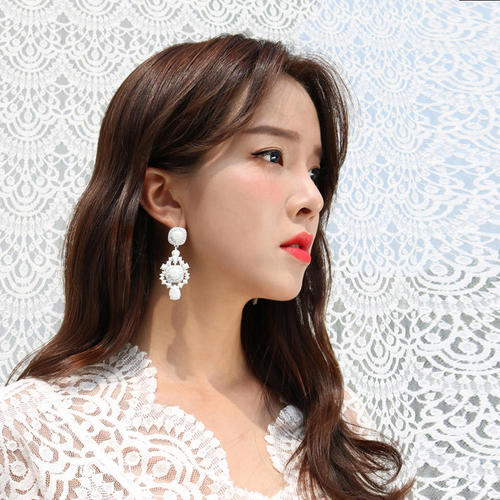 피아노 앨리스资料,피아노 앨리스最新歌曲,피아노 앨리스MV视频,피아노 앨리스音乐专辑,피아노 앨리스好听的歌