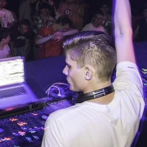 Axxound资料,Axxound最新歌曲,AxxoundMV视频,Axxound音乐专辑,Axxound好听的歌