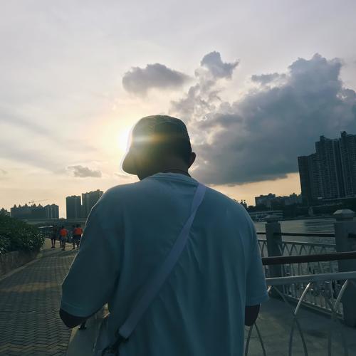 Auin资料,Auin最新歌曲,AuinMV视频,Auin音乐专辑,Auin好听的歌