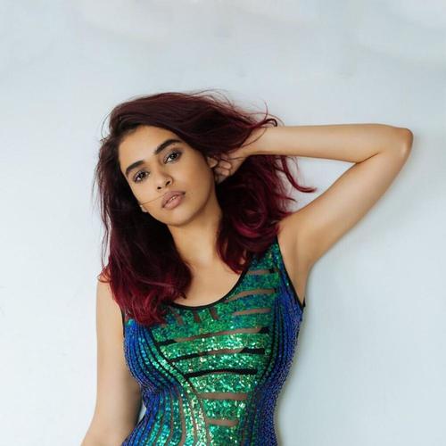 Shalmali Kholgade资料,Shalmali Kholgade最新歌曲,Shalmali KholgadeMV视频,Shalmali Kholgade音乐专辑,Shalmali Kholgade好听的歌