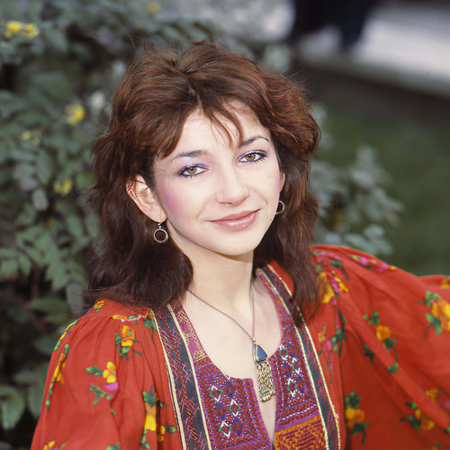 Kate Bush资料,Kate Bush最新歌曲,Kate BushMV视频,Kate Bush音乐专辑,Kate Bush好听的歌