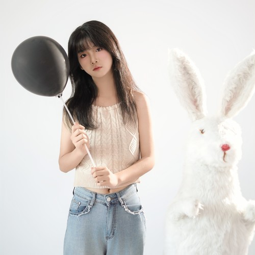 洪思雨资料,洪思雨最新歌曲,洪思雨MV视频,洪思雨音乐专辑,洪思雨好听的歌