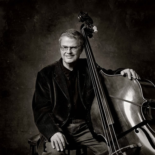 Charlie Haden资料,Charlie Haden最新歌曲,Charlie HadenMV视频,Charlie Haden音乐专辑,Charlie Haden好听的歌