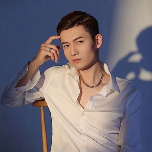 凌战资料,凌战最新歌曲,凌战MV视频,凌战音乐专辑,凌战好听的歌