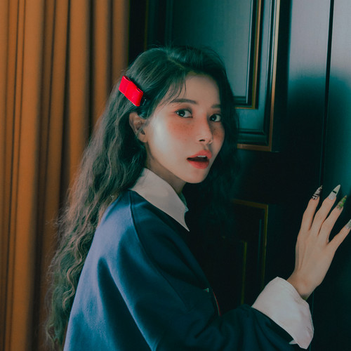 솔라资料,솔라最新歌曲,솔라MV视频,솔라音乐专辑,솔라好听的歌