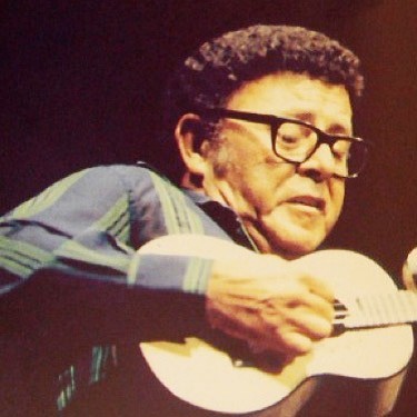 Waldir Azevedo资料,Waldir Azevedo最新歌曲,Waldir AzevedoMV视频,Waldir Azevedo音乐专辑,Waldir Azevedo好听的歌