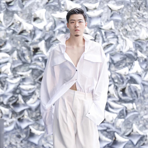 阿雍资料,阿雍最新歌曲,阿雍MV视频,阿雍音乐专辑,阿雍好听的歌