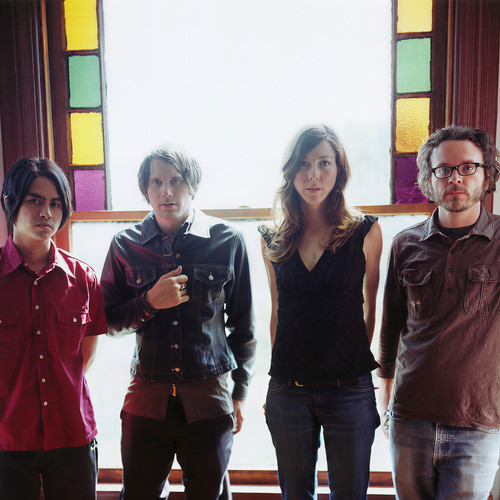 Silversun Pickups资料,Silversun Pickups最新歌曲,Silversun PickupsMV视频,Silversun Pickups音乐专辑,Silversun Pickups好听的歌