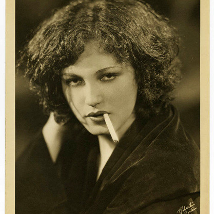 Winifred Shaw资料,Winifred Shaw最新歌曲,Winifred ShawMV视频,Winifred Shaw音乐专辑,Winifred Shaw好听的歌