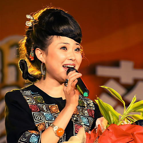曾乙资料,曾乙最新歌曲,曾乙MV视频,曾乙音乐专辑,曾乙好听的歌