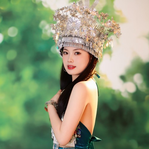 阿朱资料,阿朱最新歌曲,阿朱MV视频,阿朱音乐专辑,阿朱好听的歌