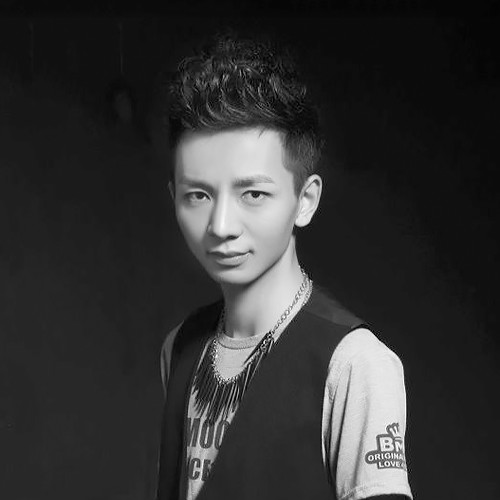 韦小天资料,韦小天最新歌曲,韦小天MV视频,韦小天音乐专辑,韦小天好听的歌