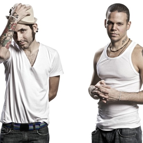 Calle 13资料,Calle 13最新歌曲,Calle 13MV视频,Calle 13音乐专辑,Calle 13好听的歌