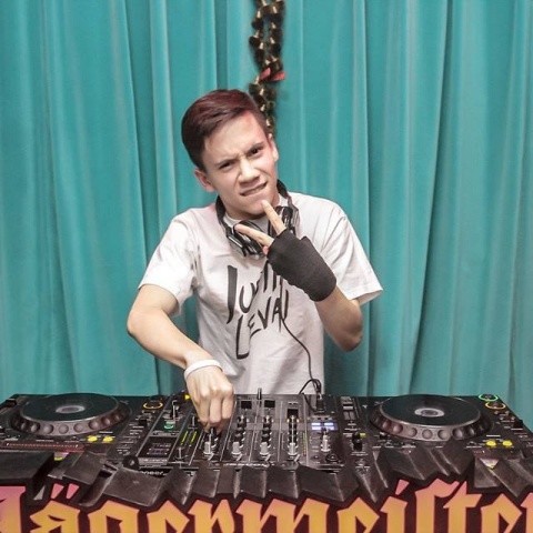 Justin Levai资料,Justin Levai最新歌曲,Justin LevaiMV视频,Justin Levai音乐专辑,Justin Levai好听的歌