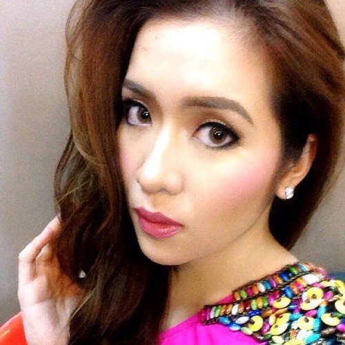 Angeline Quinto资料,Angeline Quinto最新歌曲,Angeline QuintoMV视频,Angeline Quinto音乐专辑,Angeline Quinto好听的歌
