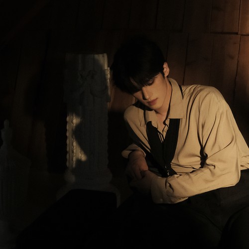 闫桉资料,闫桉最新歌曲,闫桉MV视频,闫桉音乐专辑,闫桉好听的歌