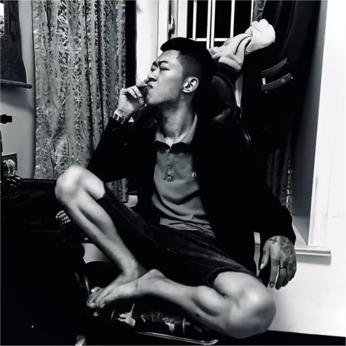 白鲢克华资料,白鲢克华最新歌曲,白鲢克华MV视频,白鲢克华音乐专辑,白鲢克华好听的歌