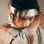 一曲此生不换，青衫湿尽离人泪