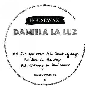 Daniela La Luz《Red in the Sky(Original Mix)》[MP3_LRC]