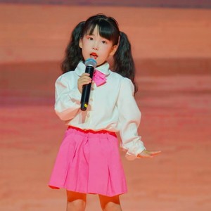 汪奕含《大白兔》