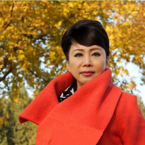 由王世俊先生词曲,著名女高音歌唱家宋丽华首唱.