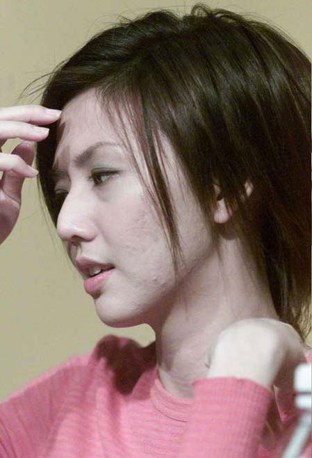 看看这些当红女星不化妆的丑样