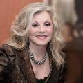 Stella Parton