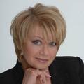 Elaine Paige